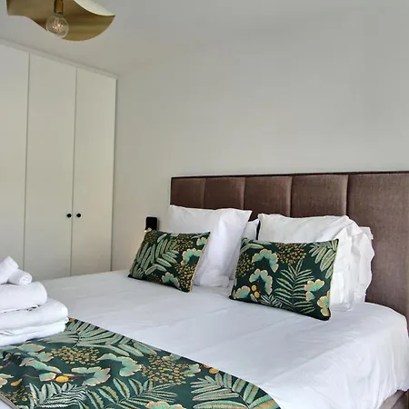 1bd Near Eiffel Tower With Ac, Balcony, Lift *